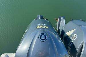 2008 Spectre 34 Center Console thumbnail 14