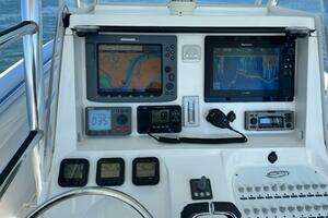2008 Spectre 34 Center Console thumbnail 20