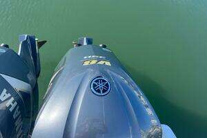 2008 Spectre 34 Center Console thumbnail 15