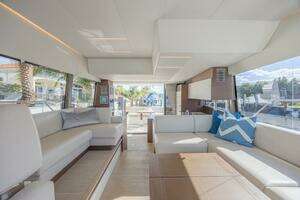 2021 Prestige 520 Flybridge thumbnail 34
