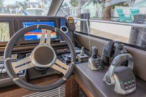 2021 Prestige 520 Flybridge thumbnail 37
