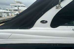 2007 Sea Ray 29SLX with cuddy cabin thumbnail 3