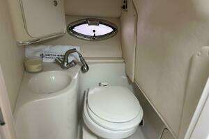 2007 Sea Ray 29SLX with cuddy cabin thumbnail 27
