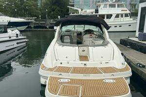 2007 Sea Ray 29SLX with cuddy cabin thumbnail 4