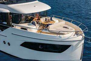 2027 Absolute 53 Navetta thumbnail 9