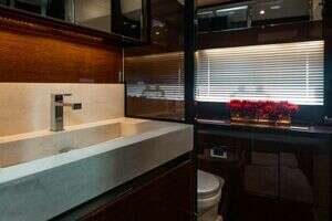 2020 Prestige 630 Flybridge thumbnail 21