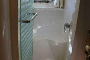 2004 Horizon P70 thumbnail 28