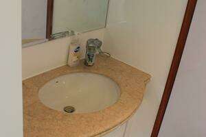 2004 Horizon P70 thumbnail 29