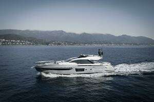 NEVER GIVE UP 2021 Azimut S8 Yacht For Sale in Varazze 