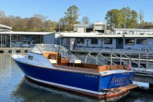 SWEET GAL 26ft Chris Craft Yacht For Sale