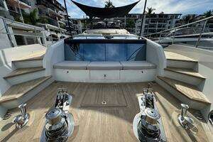 2023 Pearl 95 thumbnail 14