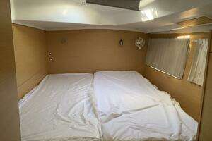 2013 Lagoon 380 thumbnail 39