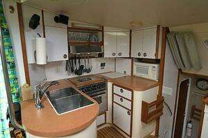 1999 Manta 42 thumbnail 21