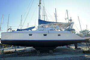 1999 Manta 42 thumbnail 7