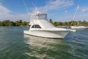  2011 Cabo Yachts  Yacht For Sale in PALM BEACH GARDENS FL