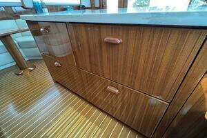 2007 Viking 52 Convertible thumbnail 12