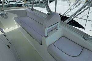 2007 Viking 52 Convertible thumbnail 34
