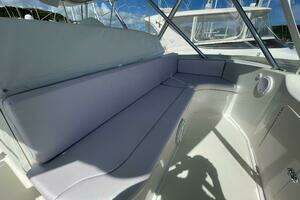 2007 Viking 52 Convertible thumbnail 36