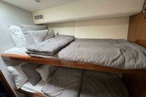 2007 Viking 52 Convertible thumbnail 25