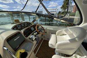 2002 Sea Ray 360 Sundancer thumbnail 15