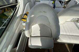 2002 Sea Ray 360 Sundancer thumbnail 16