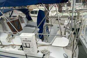1998 Catalina MKII thumbnail 3