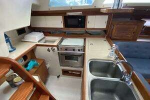 1998 Catalina MKII thumbnail 13