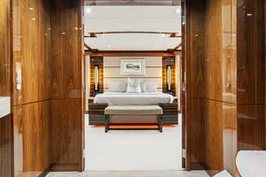 Mesmerize 125ft Hargrave Yacht For Sale