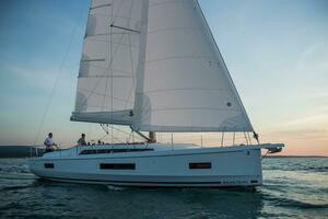 In Stock 40ft Beneteau Yacht For Sale
