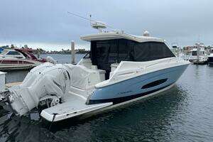  2021 Regal  Yacht For Sale in Naples FL