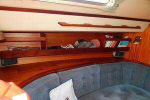 1984 Sweden Yachts C38/39 thumbnail 12
