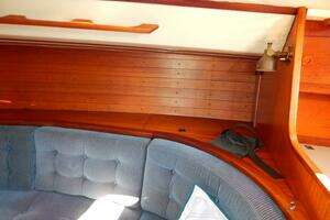 1984 Sweden Yachts C38/39 thumbnail 11