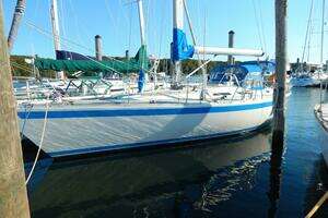 1984 Sweden Yachts C38/39 thumbnail 1