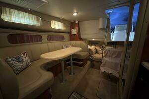 2002 Rinker 342 Fiesta Vee thumbnail 6