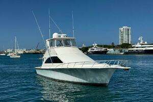 2000 Ocean Yachts 48 Convertible thumbnail 6