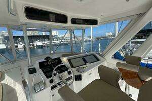2000 Ocean Yachts 48 Convertible thumbnail 36