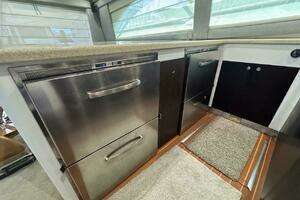 2000 Ocean Yachts 48 Convertible thumbnail 22