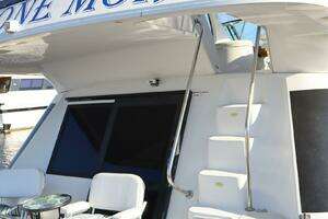2006 Bluewater 5200 thumbnail 37