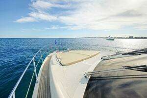 2017 Azimut 60 Flybridge thumbnail 39