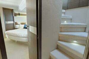 2017 Azimut 60 Flybridge thumbnail 18