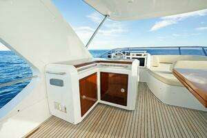 2017 Azimut 60 Flybridge thumbnail 34