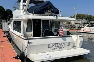 Photo 5368241 for 2001 Bayliner 4788 Pilot House Motoryacht  