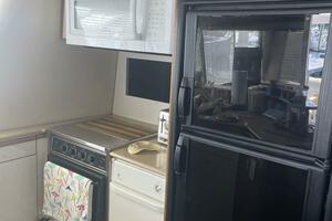 Photo 5368233 for 2001 Bayliner 4788 Pilot House Motoryacht  