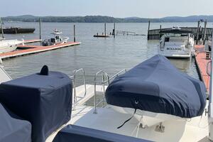 Photo 5368240 for 2001 Bayliner 4788 Pilot House Motoryacht  