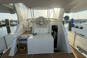 1994 Hatteras Double Cabin thumbnail 16