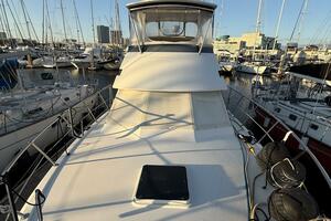 Escape 40ft Hatteras Yacht For Sale