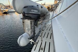 Escape 40ft Hatteras Yacht For Sale