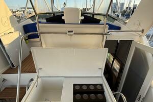 Escape 40ft Hatteras Yacht For Sale