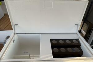 Escape 40ft Hatteras Yacht For Sale