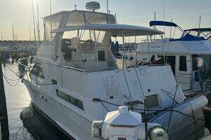 1994 Hatteras Double Cabin thumbnail 4